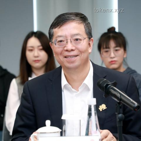 雷军谈苹果造车失败原因：一个未知的谜团